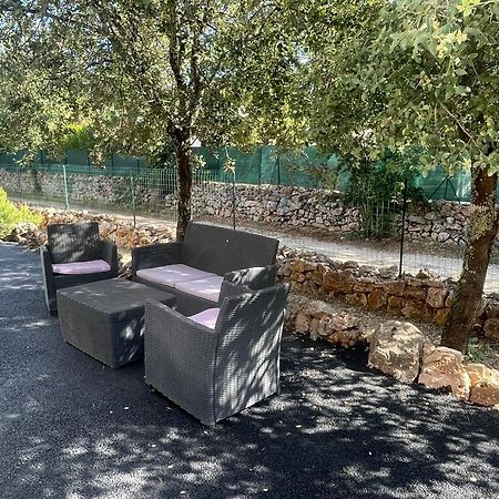 Logement Tout Confort Au Calme Entre Saint Tropez Et Les Gorges Du Verdon Le Thoronet Exteriör bild