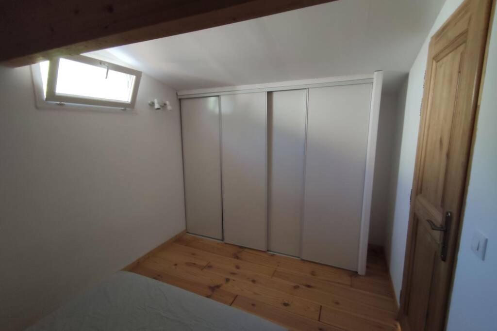 Logement Tout Confort Au Calme Entre Saint Tropez Et Les Gorges Du Verdon Le Thoronet Exteriör bild