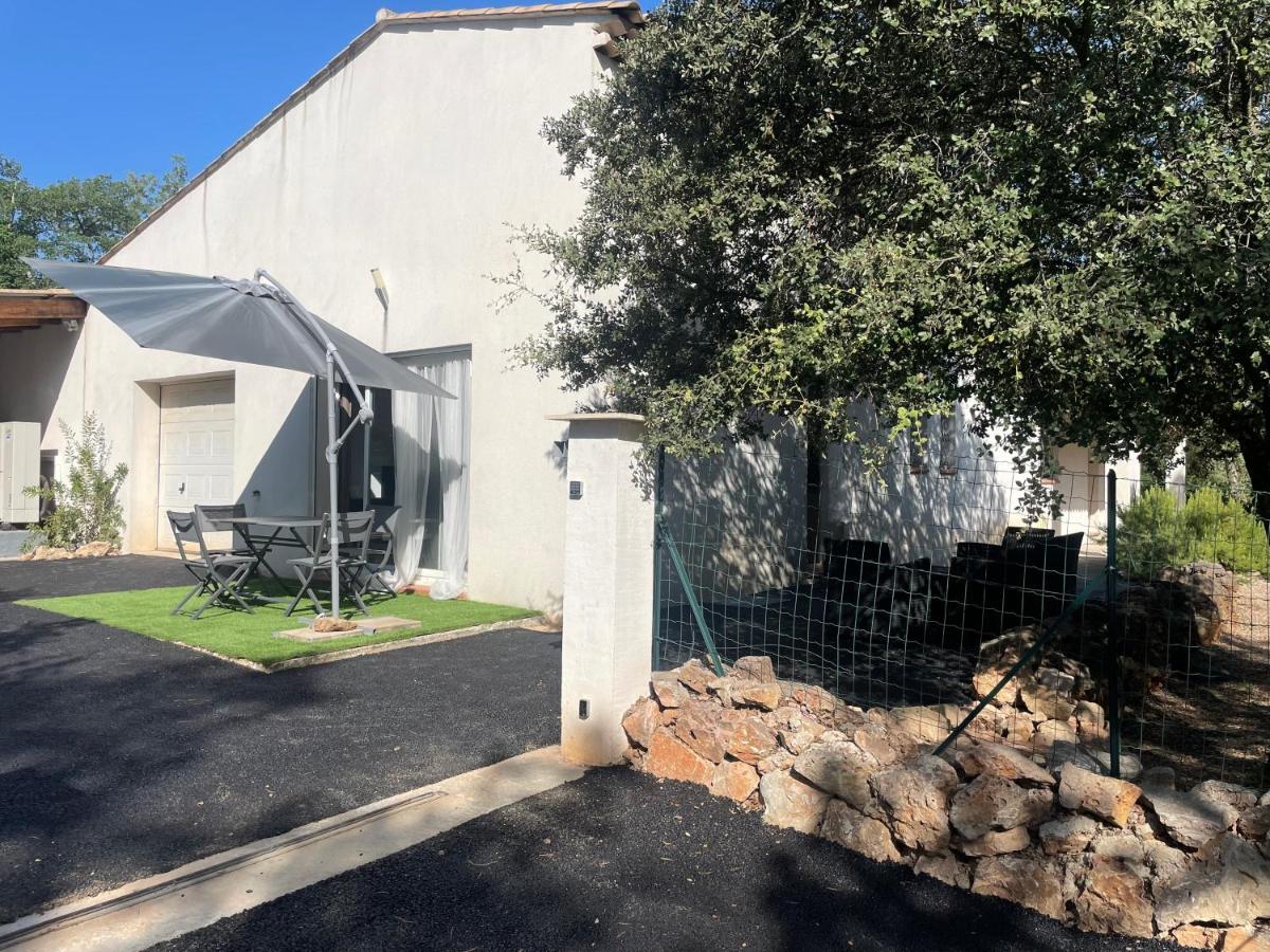 Logement Tout Confort Au Calme Entre Saint Tropez Et Les Gorges Du Verdon Le Thoronet Exteriör bild