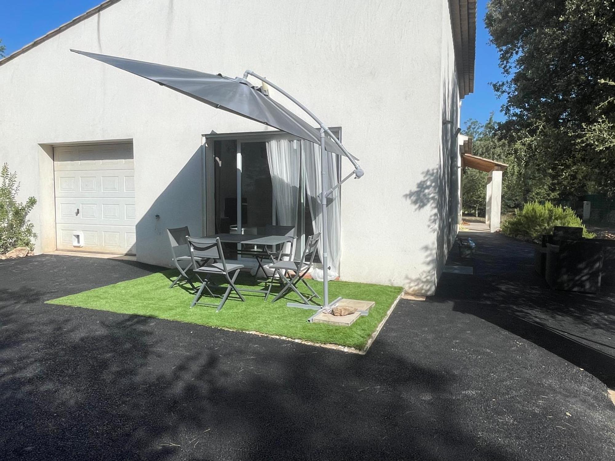 Logement Tout Confort Au Calme Entre Saint Tropez Et Les Gorges Du Verdon Le Thoronet Exteriör bild